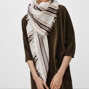 Aritzia Wilfred Mixed Striped Scarf